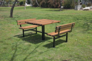 דוגמאות לריהוט סביבתי